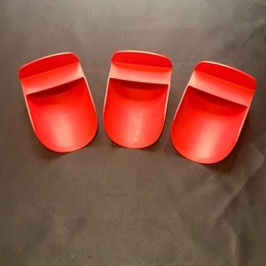 Tupperware scoops set of 3
